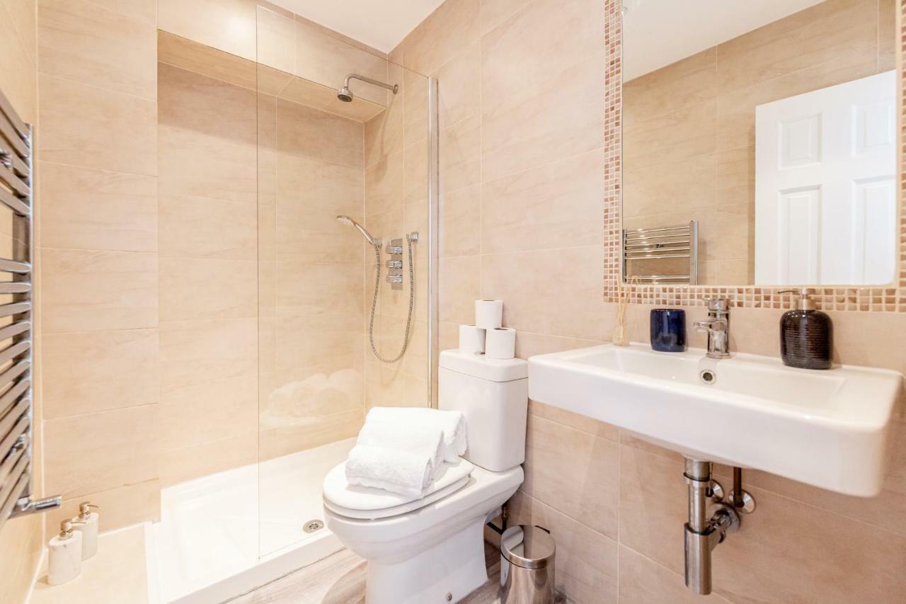 Bright & Spacious 4Beds Home - Kensington High Street-Olympia London Kültér fotó