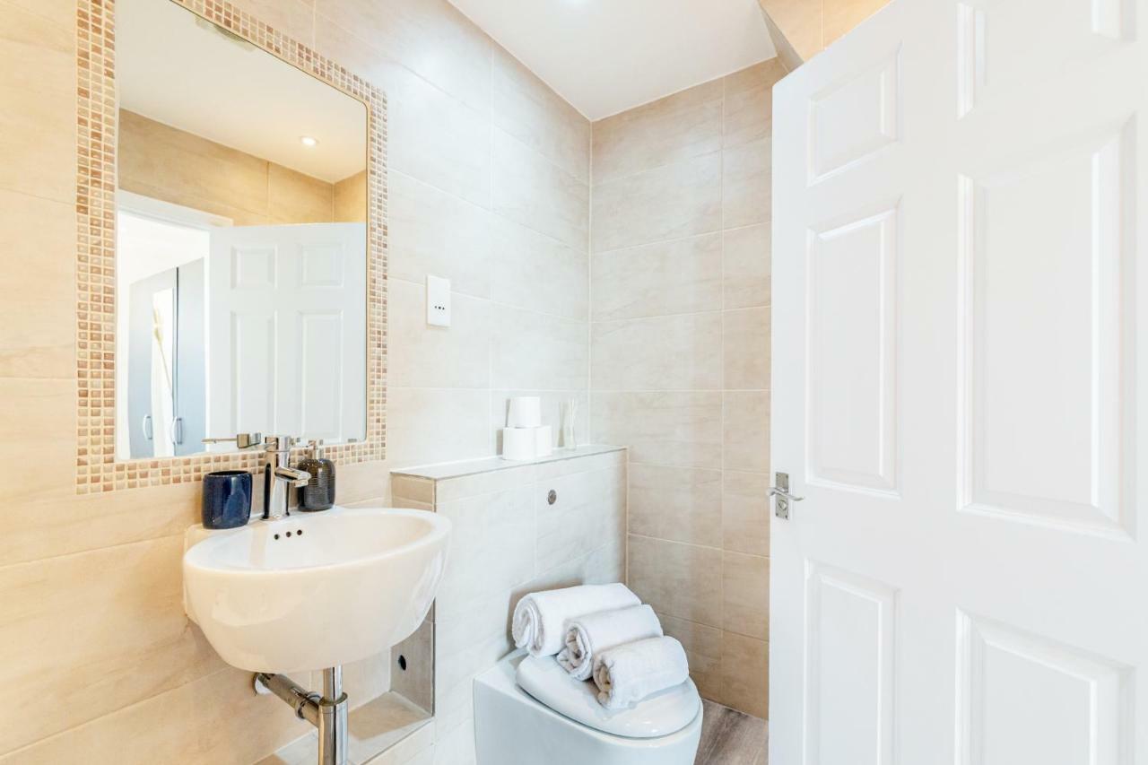 Bright & Spacious 4Beds Home - Kensington High Street-Olympia London Kültér fotó
