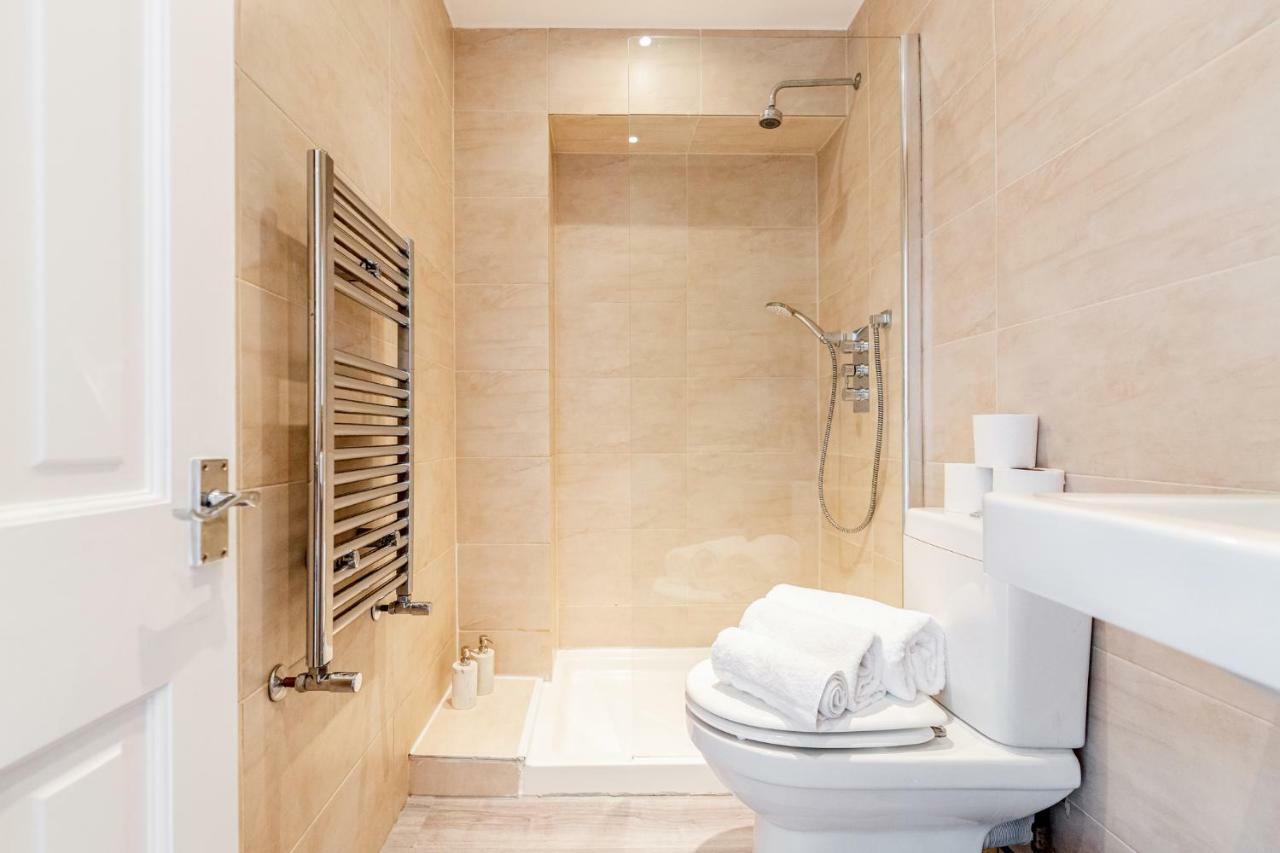 Bright & Spacious 4Beds Home - Kensington High Street-Olympia London Kültér fotó